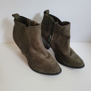 Sociology Olive Gree Heeled Ankle Boots Booties 7.5